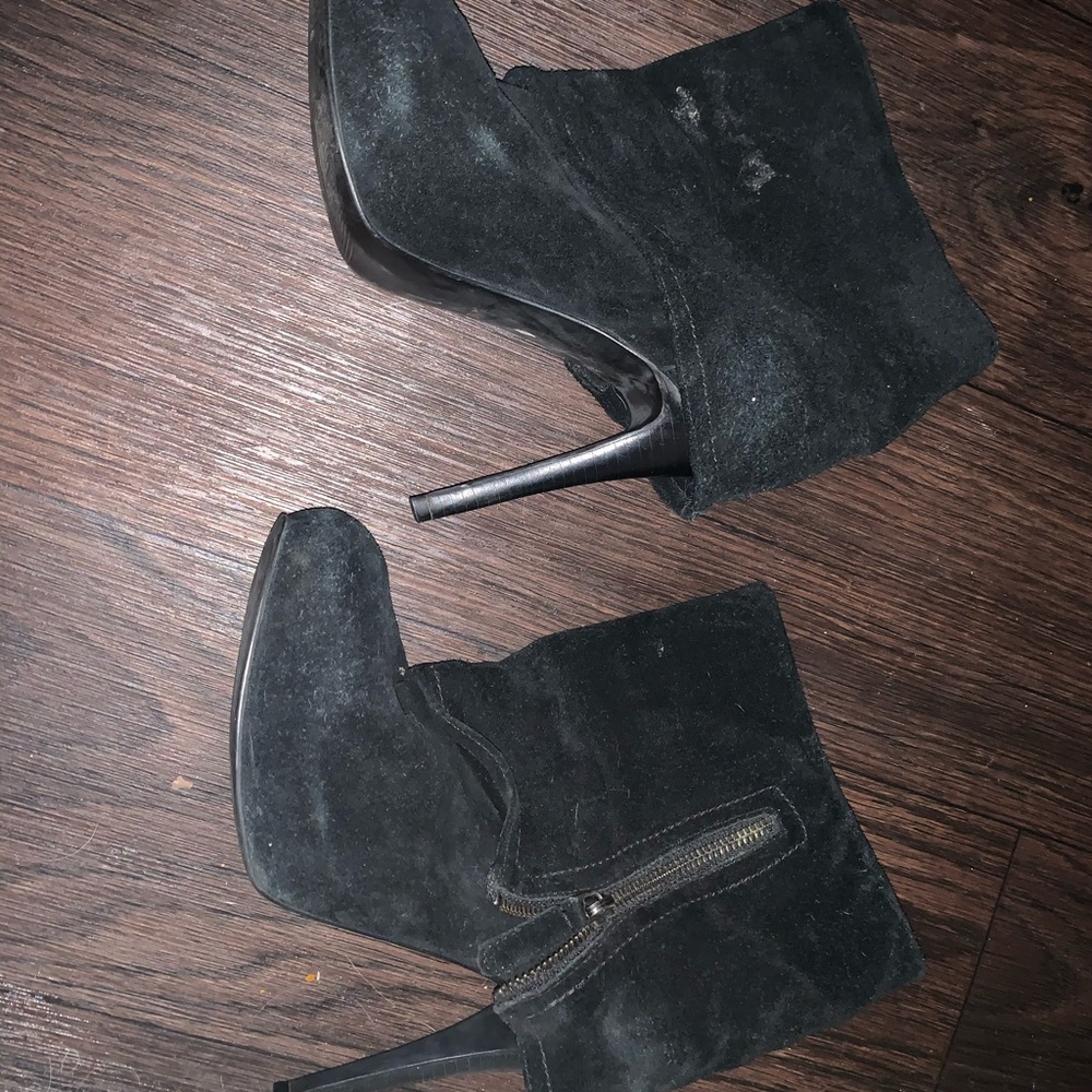 Steve Madden heeled boots